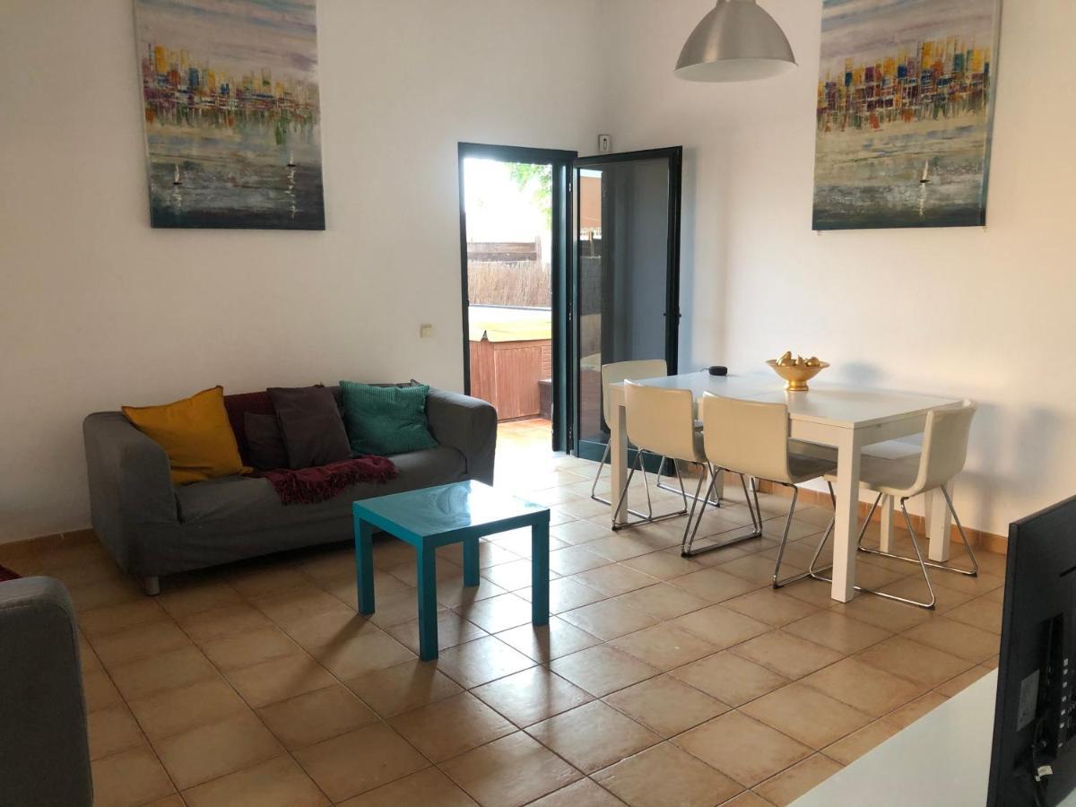 Lovely 2-bed In Fuerteventura Villa